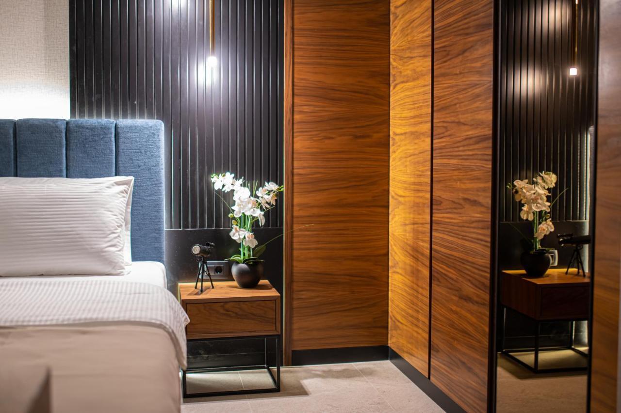 Enyana Luxury Suites 코토르 외부 사진