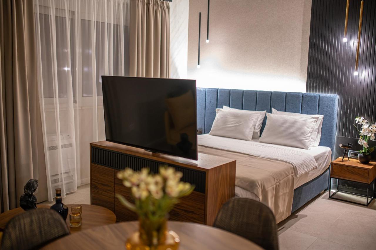 Enyana Luxury Suites 코토르 외부 사진