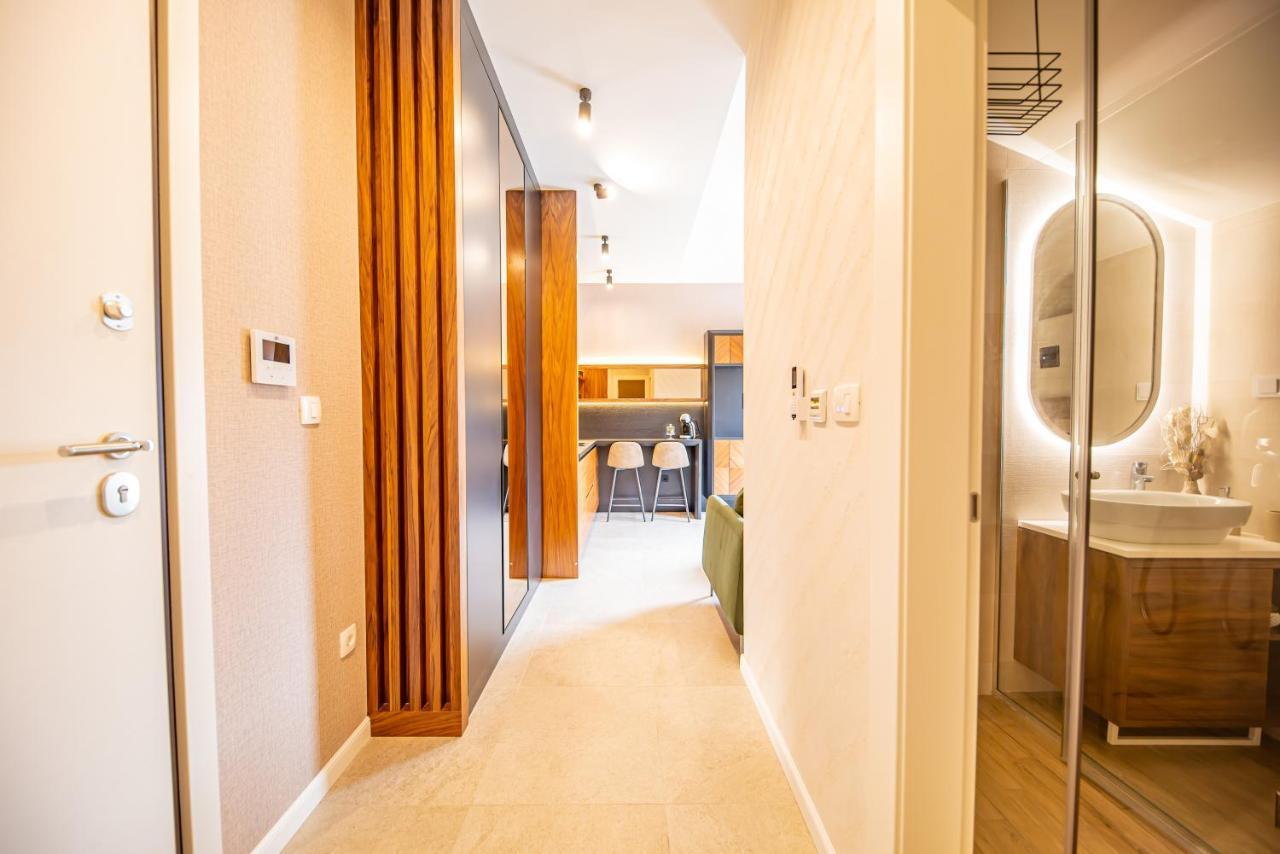 Enyana Luxury Suites 코토르 외부 사진
